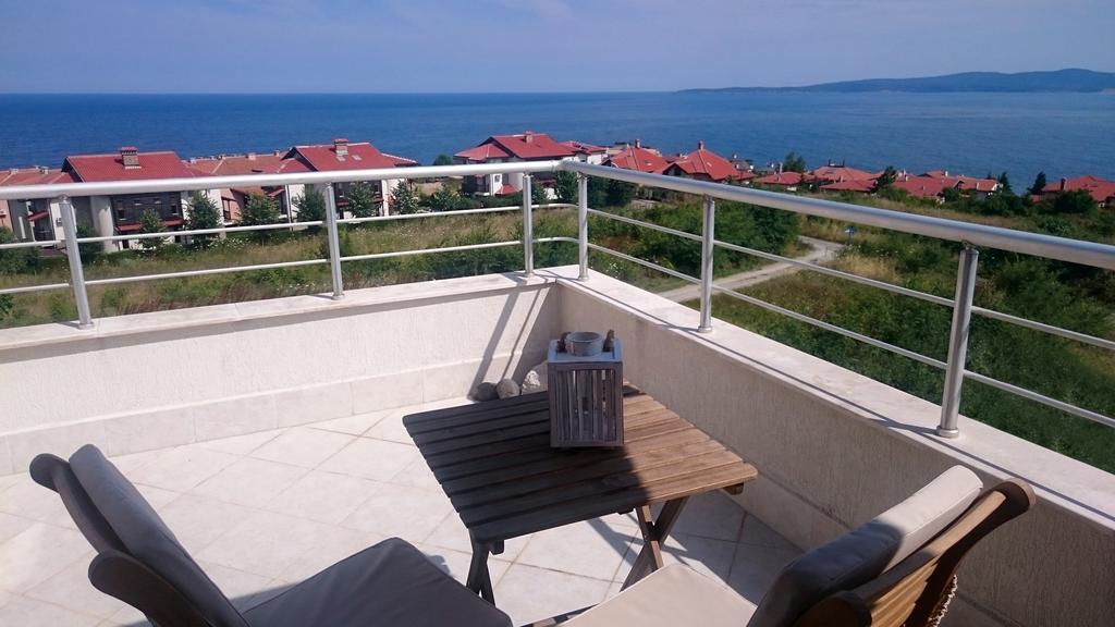 High In The Sky Apartments Sozopol Esterno foto