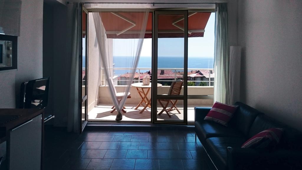 High In The Sky Apartments Sozopol Esterno foto