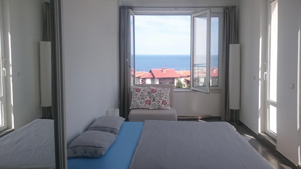 High In The Sky Apartments Sozopol Esterno foto