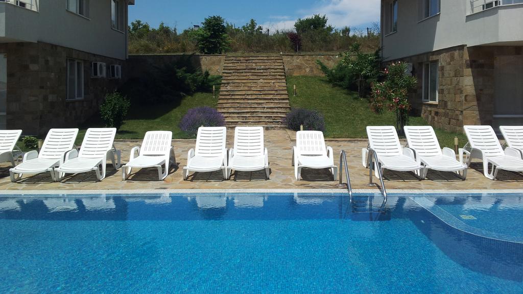 High In The Sky Apartments Sozopol Esterno foto